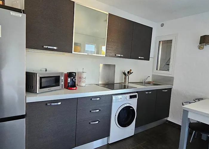 Entre Mer, Piscine Et Maquis, T2 Avec Panorama Apartmán *