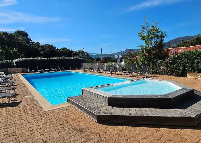 Entre Mer, Piscine Et Maquis, T2 Avec Panorama Διαμέρισμα *